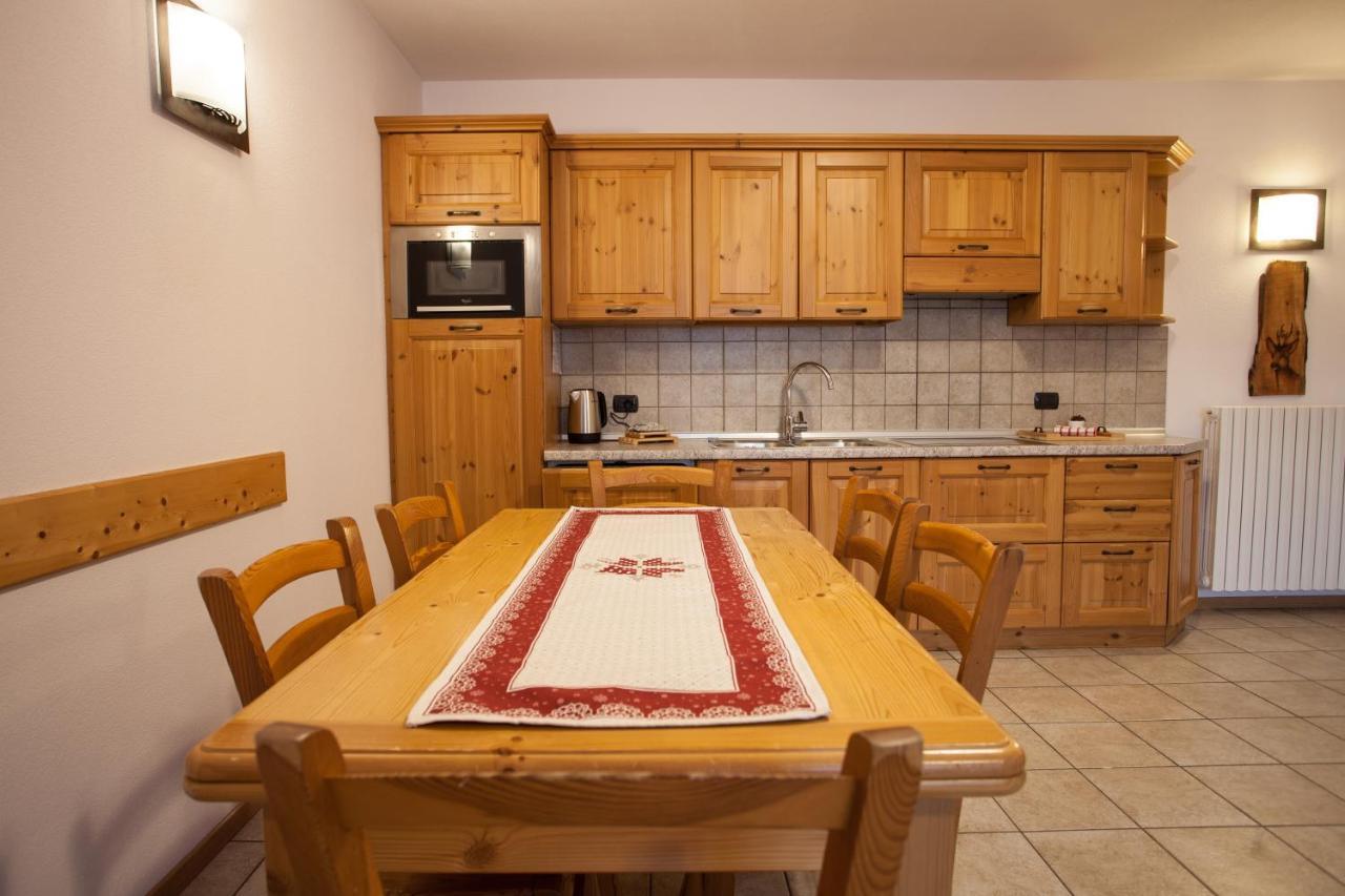 lareit appartamenti Bormio Extérieur photo