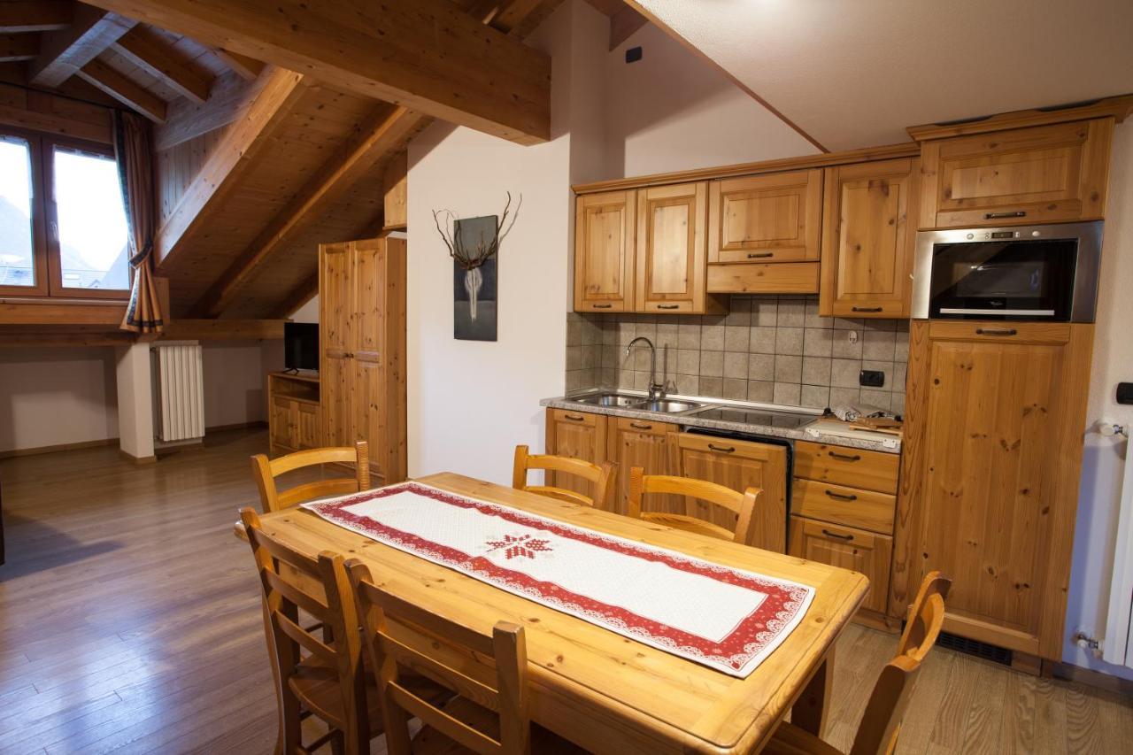 lareit appartamenti Bormio Extérieur photo