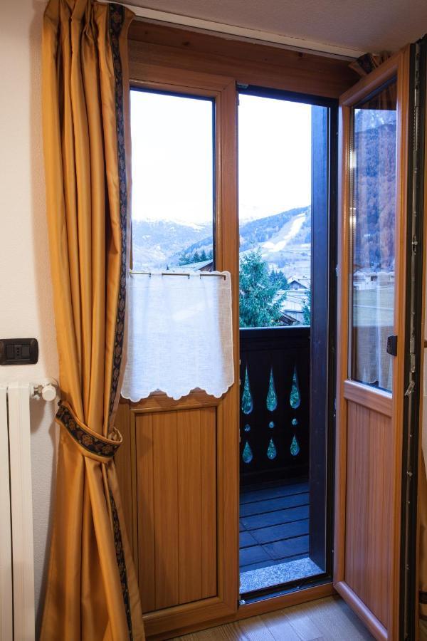 lareit appartamenti Bormio Extérieur photo